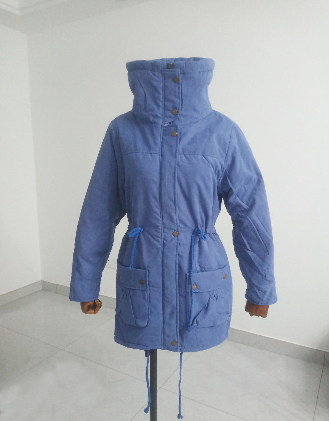Damen lässige Steppjacke mit kuscheligem Innenfutter und verstellbarem Taillenzug Drune