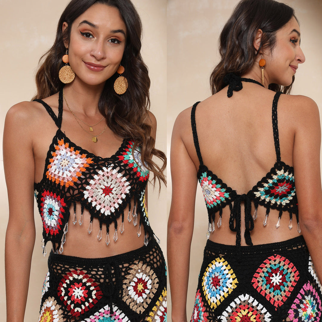 Damen gehäkeltes Crop-Top mit bunten Granny-Quadraten und Glitzerakzenten Drune