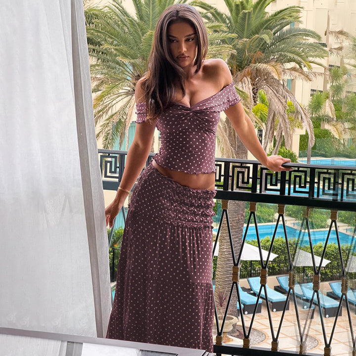 Damen Verspieltes Maxikleid mit schulterfreiem Design und voluminiösen Rüschen Drune
