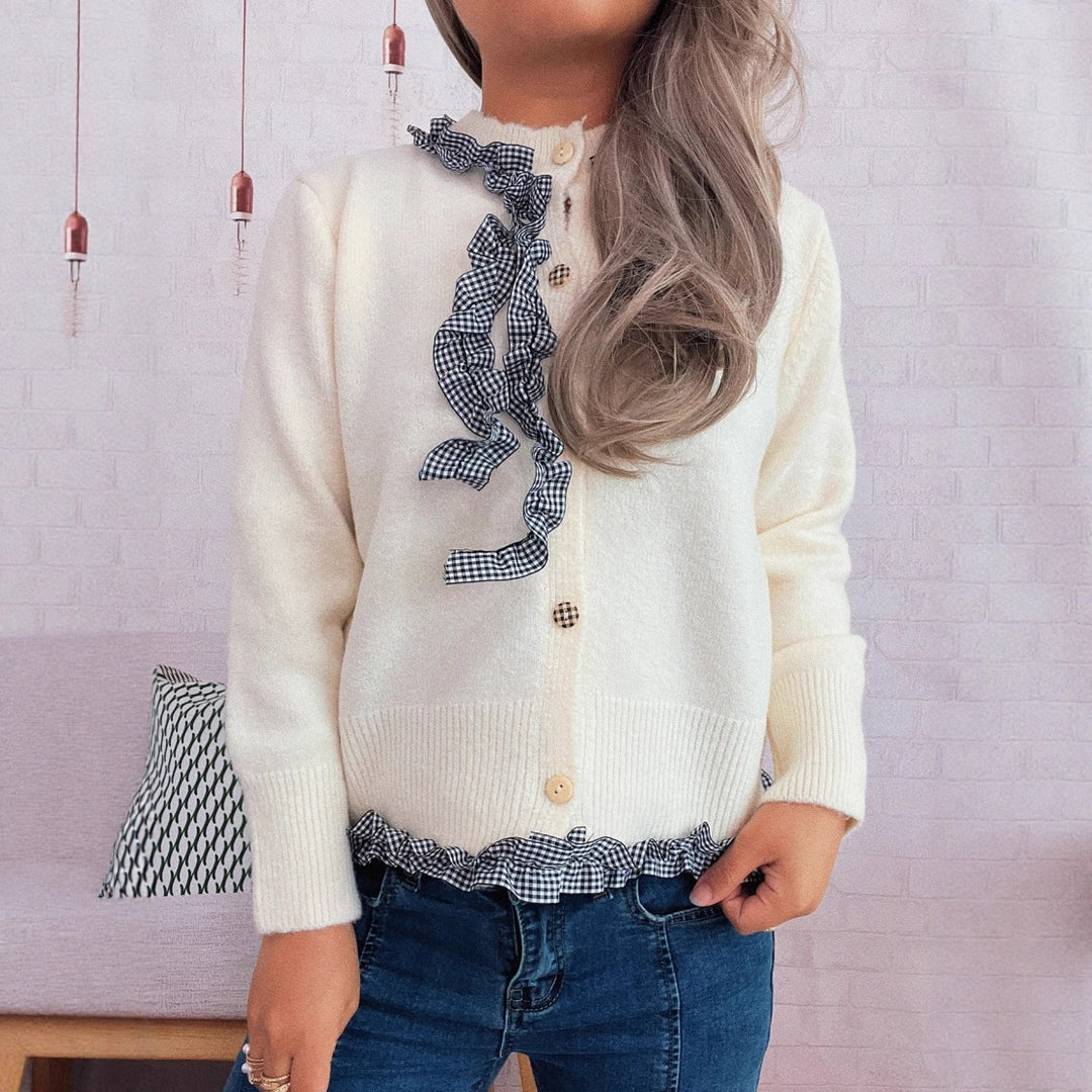 Damen Strickjacke mit romantischem Rüschenabschluss und detailverliebtem Knopfdurchzug Drune