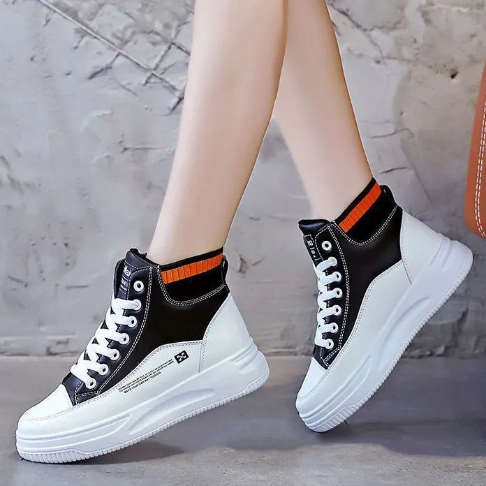 Damen Hohe Sneakers mit rutschfester Profilsohle und modischem Strickkragen Drune
