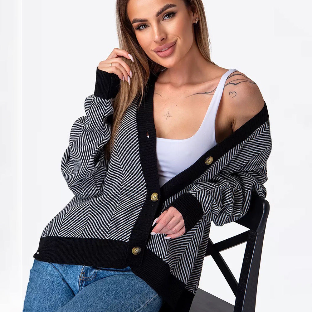 Damen modischer Strickcardigan im Chevron-Muster mit eleganter Knopfleiste Drune