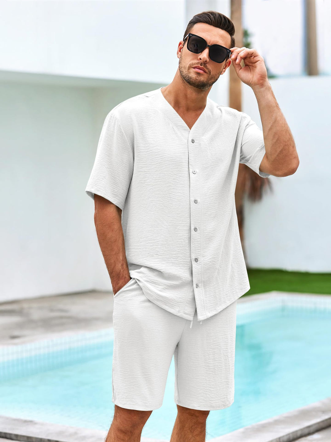Herren luftiges Sommer-Freizeit-Set mit kurzärmeliger Knopfleiste und lässigen Shorts Drune