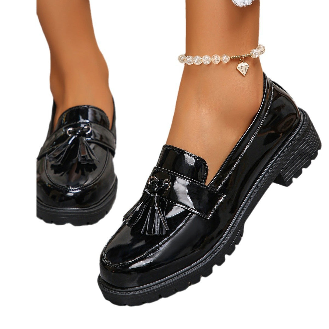 Damen nan elegante Lack-Tassel-Loafer mit profilierter Traktorsohle und gepolstertem Komfortfußbett Drune