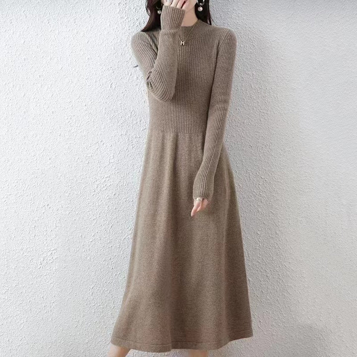 Damen Strickkleid mit Hochkragen und feiner Rippstruktur Drune
