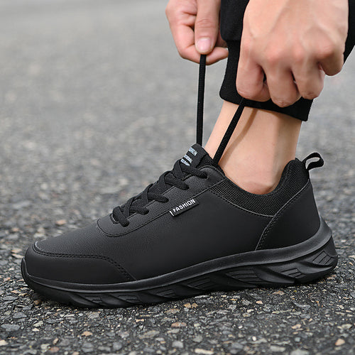 Herren nan schlanker City-Sneaker mit wasserabweisender Kunstlederoberfläche, stoßabsorbierender EVA-Zwischensohle und gepolstertem Fersenkragen Drune
