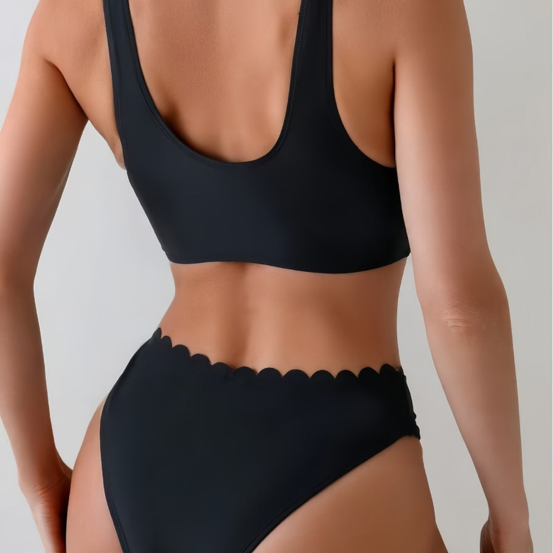 Damen Bikini-Set mit eleganten Wellenkanten und tiefem V-Ausschnitt Drune