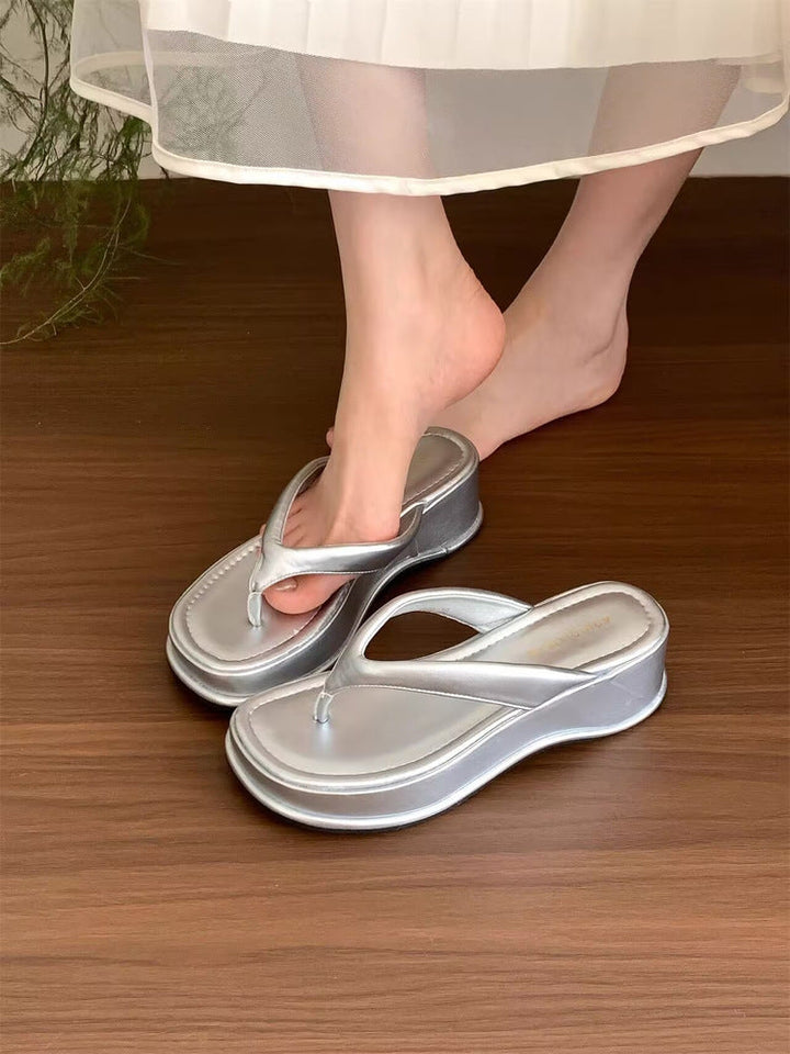 Damen trendige Wedge-Zehentrenner mit elegantem Obermaterial Drune