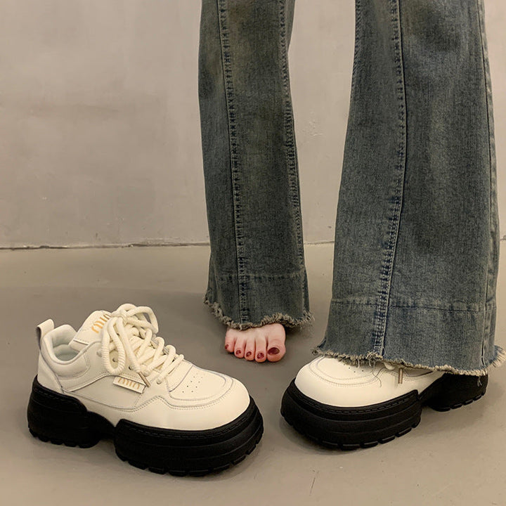 Damen Chunky Sneakers mit verstärktem Komfort und trendiger Sohlenstruktur Drune