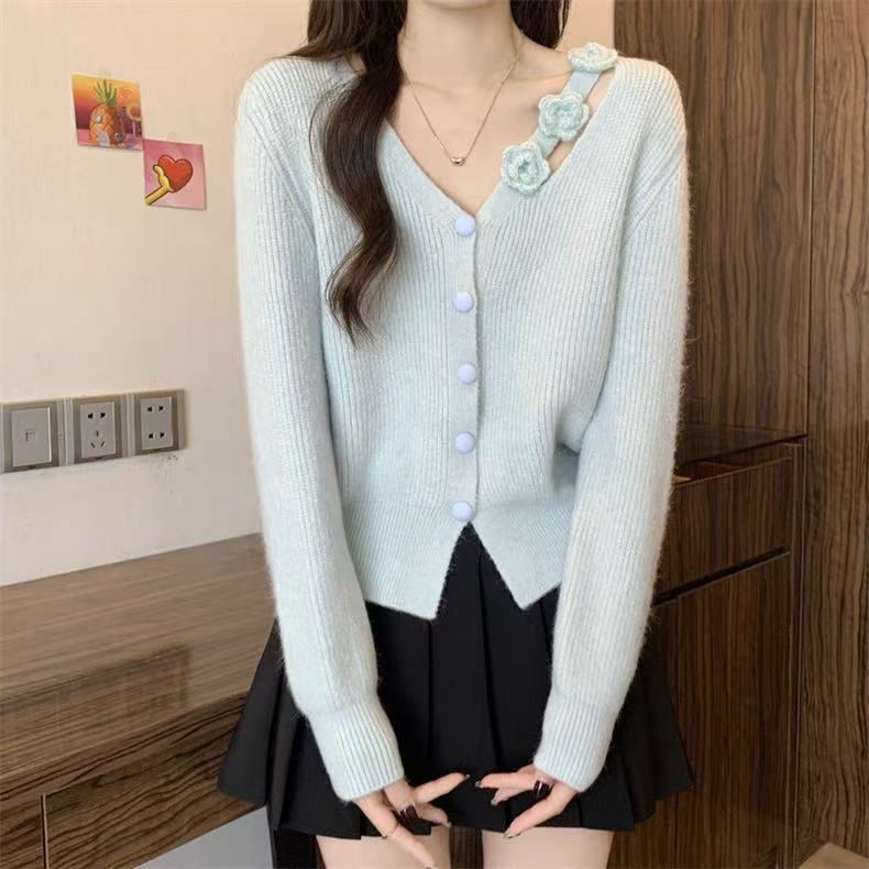 Damen Strickjacke mit floralem Detail und Knopfverschluss Drune