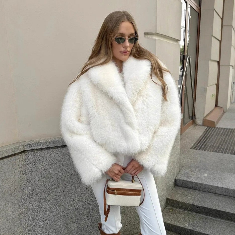Damen Kuschelige Oversize-Felljacke Drune