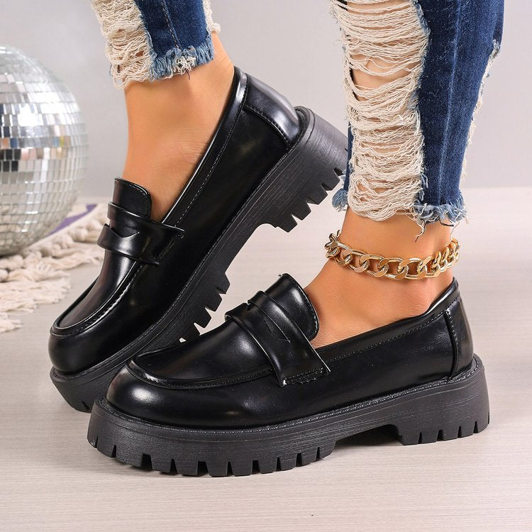 Damen nan robuste Plateau-Loafer mit profilstarker Gummilaufsohle und dekorativem Sattelriemen Drune