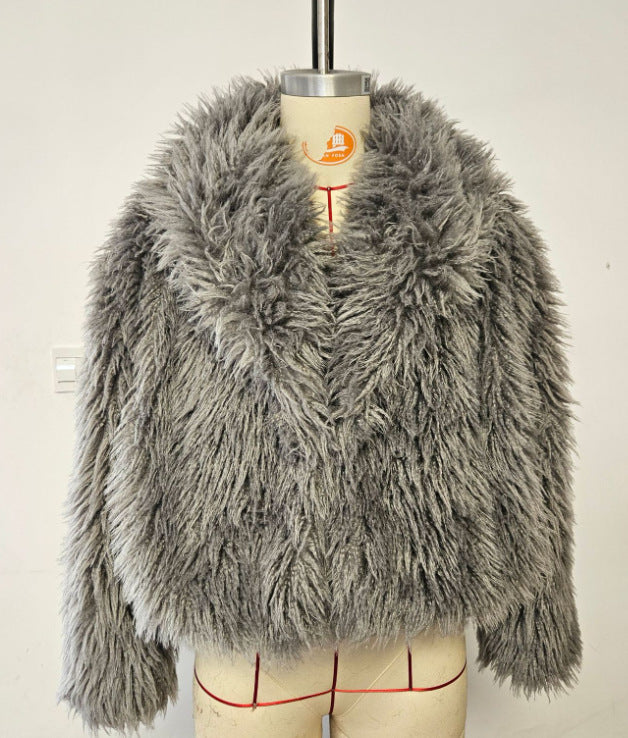 Damen Kunstpelzjacke im modischen Oversized-Schnitt Drune