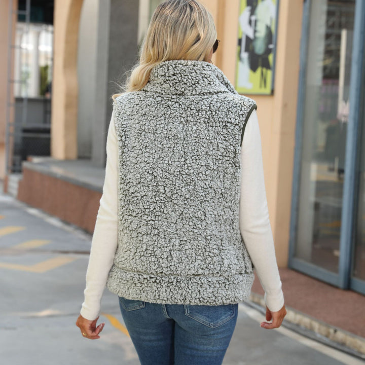 Damen Kuschelige Fleece-Weste mit hohem Kragen und praktischen Taschen Drune