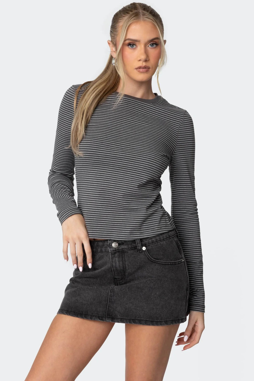 Damen Langarmshirt mit bequemen Schnitt und feinen Streifen Drune