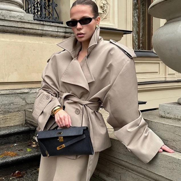 Damen nan kurze Trenchcoat-Jacke mit Taillengürtel und Doppelreiher Drune