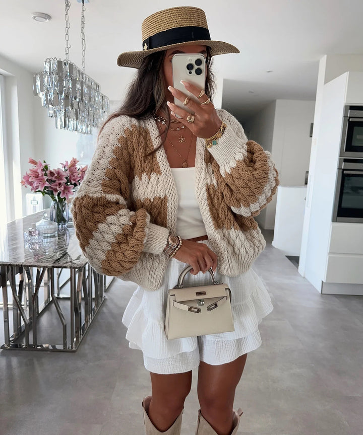 Damen lässiger Strickcardigan mit großem Zopfmuster und oversized Passform Drune