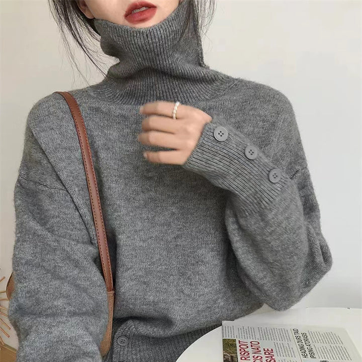 Damen Rollkragenpullover mit Knopfdetails und weichem Material Drune