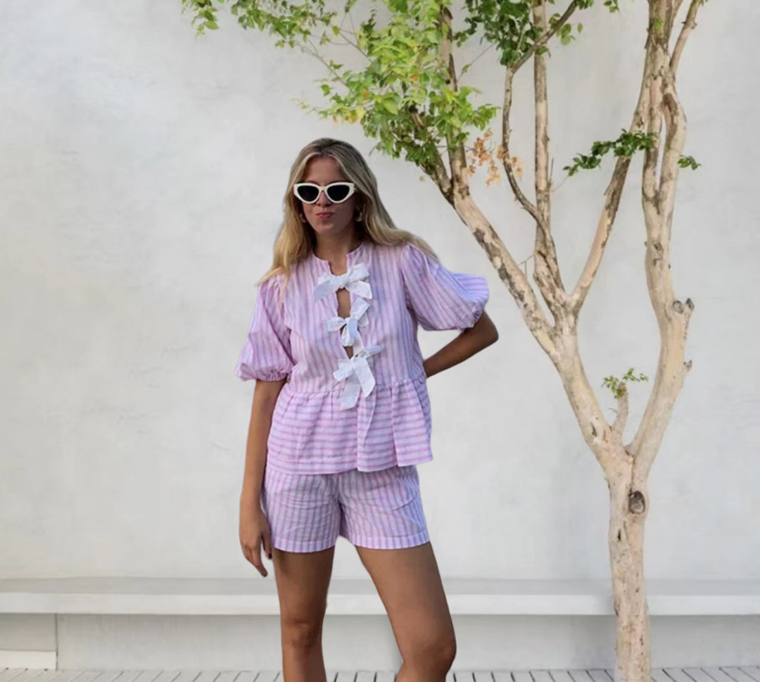 Damen Freizeit Set mit gestreiftem Oberteil und Shorts im lässigen Schnitt Drune
