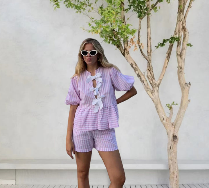 Damen Freizeit Set mit gestreiftem Oberteil und Shorts im lässigen Schnitt Drune