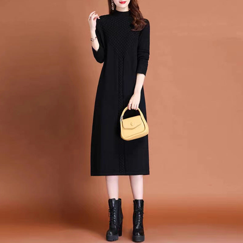 Damen Strickmaxikleid mit hohem Kragen und eleganten Zopfdetails Drune