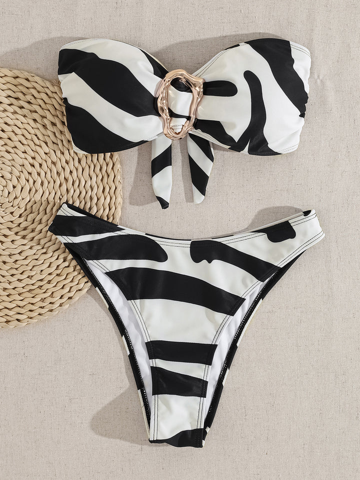 Damen Bandeau-Bikini mit modischem Schnallen-Detail und asymmetrischem Schnitt Drune