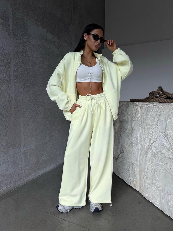 Damen lässiger Jogginganzug mit oversized Jacke und weiten Hosen Drune