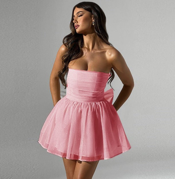 Damen Neckholder Minikleid mit schimmernden Details und eleganter Silhouette Drune