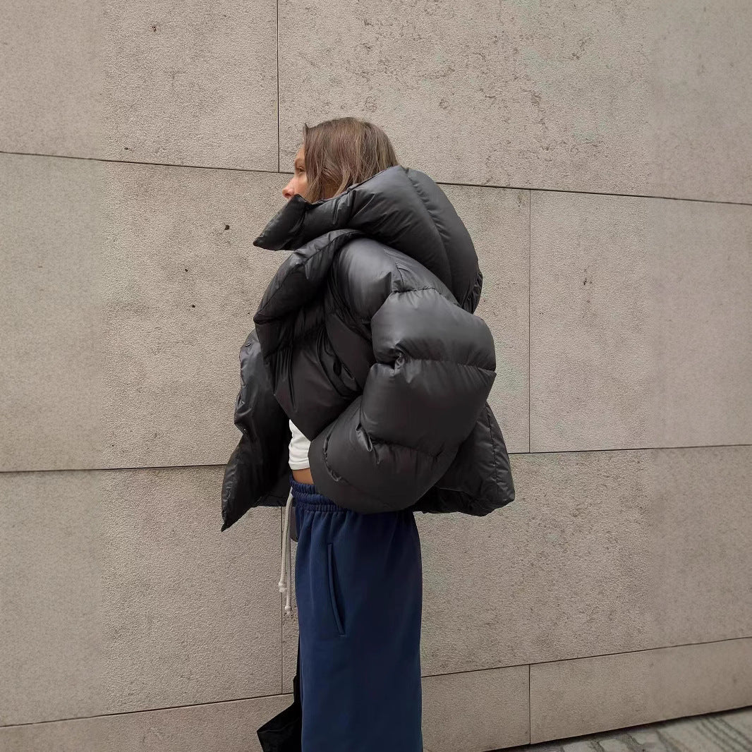 Damen oversized Daunenjacke mit hohem Kragen und voluminösen Ärmeln Drune