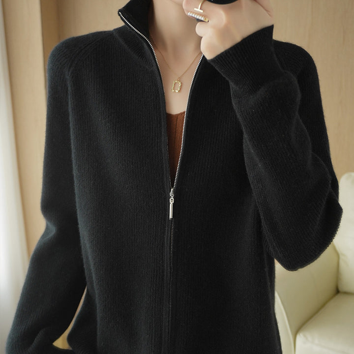 Damen Strickjacke mit hohem Stehkragen und durchgehendem Reißverschluss Drune