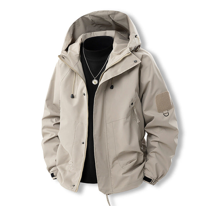 Herren Outdoor- und Freizeitjacke mit verstellbarem Kapuzenkragen und praktischen Taschen Drune