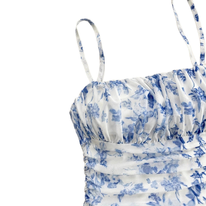 Damen Sommerliches Blumenkleid mit Spaghetti-Trägern und Raffungen Drune