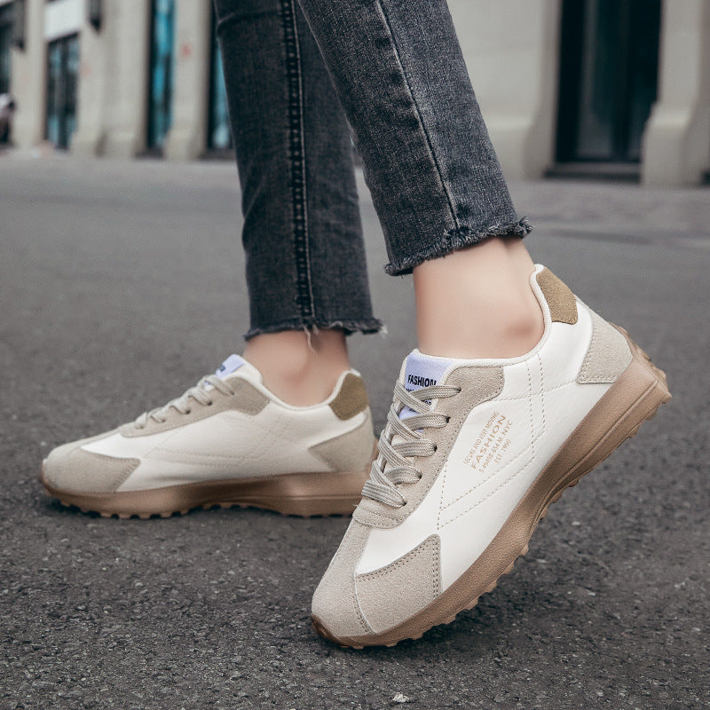 Damen nan leichte Retro-Laufsneaker aus Lederimitat und Velours mit gepolsterter Fersenstütze und rutschfester Profilsohle Drune