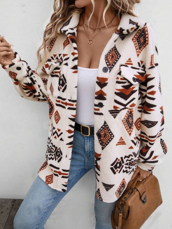 Damen Plüschjacke im tribal inspirierten Design Drune