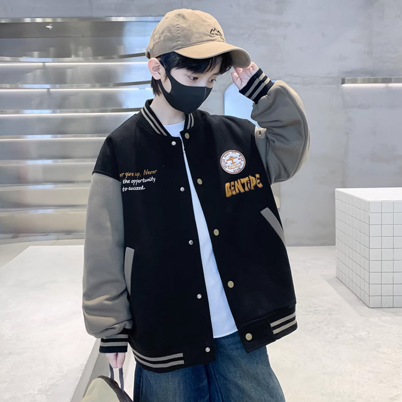 Jungen Varsity-Jacke mit gestickten Applikationen Drune
