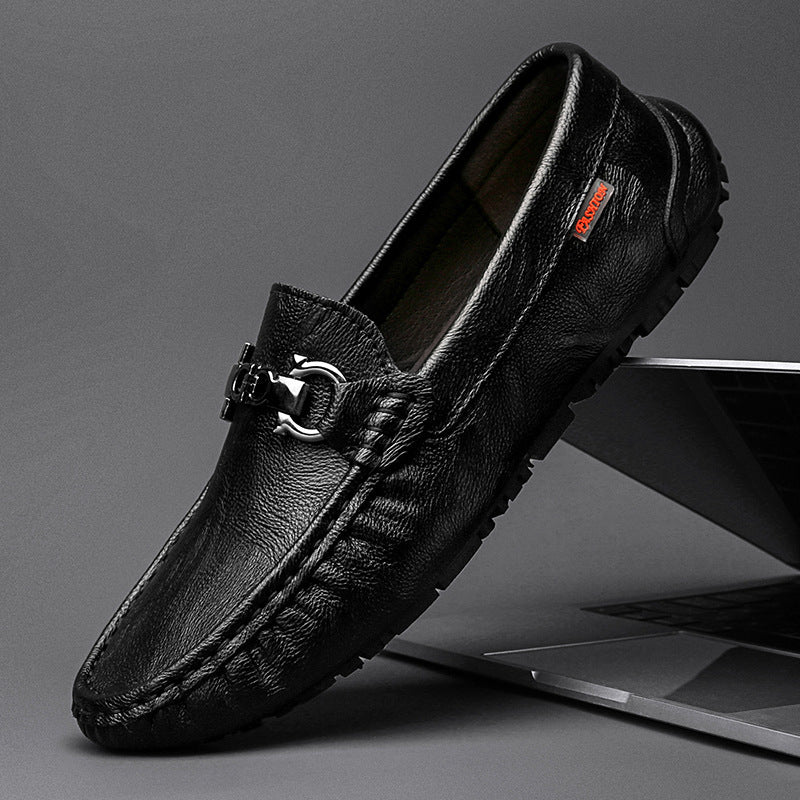 Herren eleganter Mokassin‑Loafer aus softem Kunstleder mit dekorativer Metallschnalle und profilierter Gummilaufsohle Drune