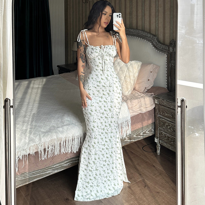 Damen Maxikleid mit zarten Blumenmustern und verstellbaren Spaghettiträgern Drune