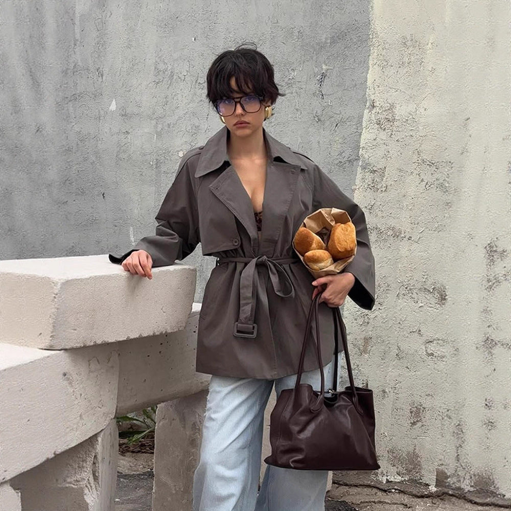 Damen modische Trenchcoat-Jacke mit abnehmbarem Gürtel und oversized Schnitt Drune