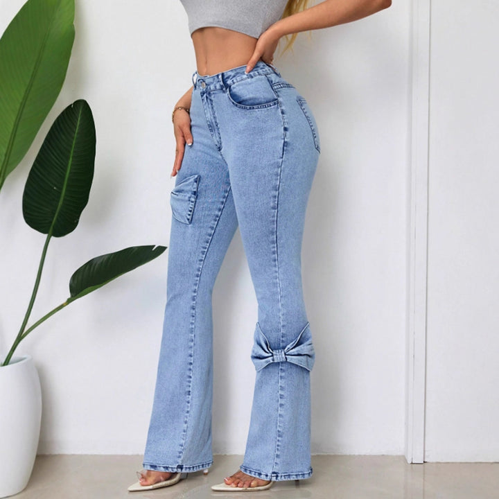 Damen ausgestellte Jeans mit dekorativen Schleifen Drune