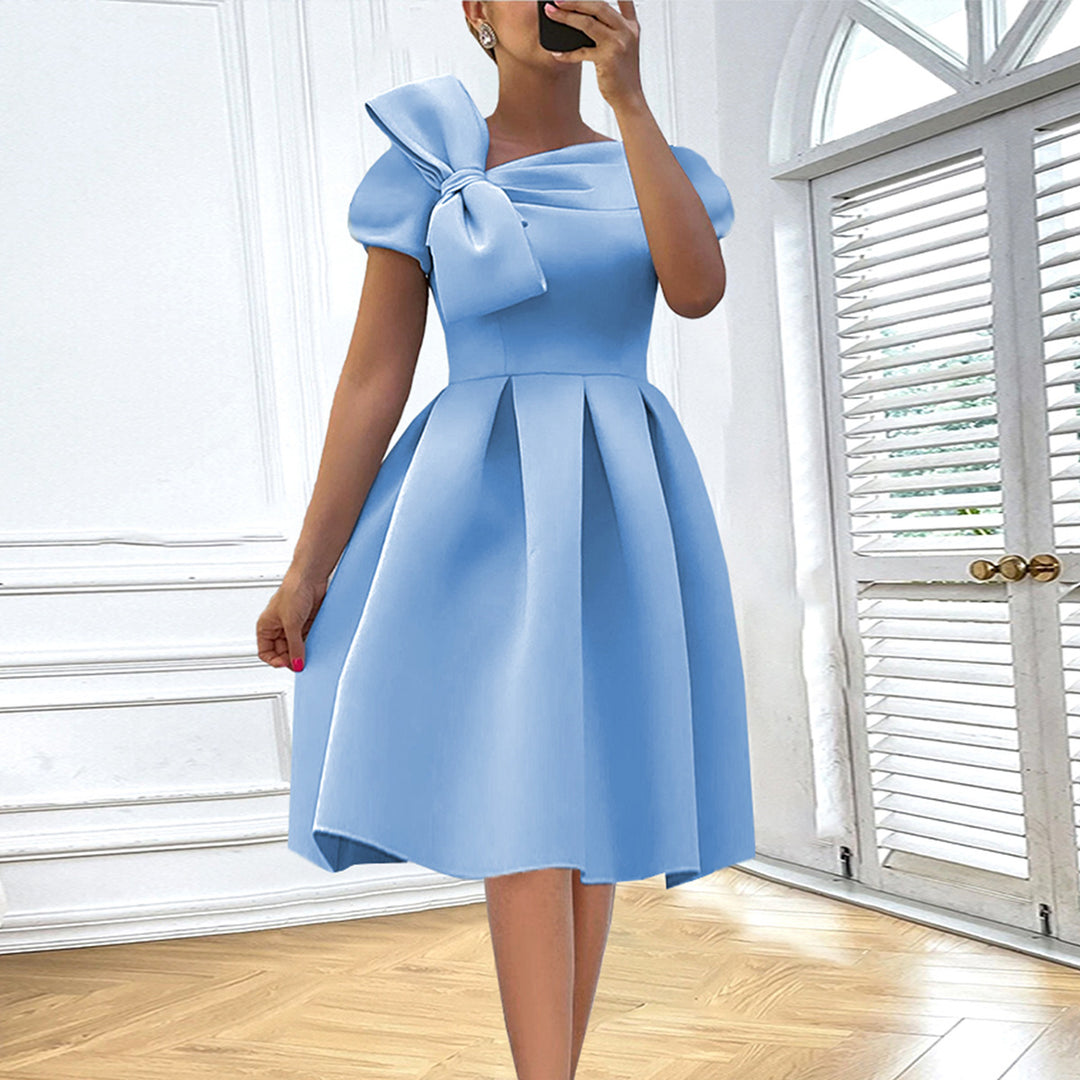 Damen Cocktailkleid mit kunstvollem Schleifenakzent und taillierter Silhouette Drune