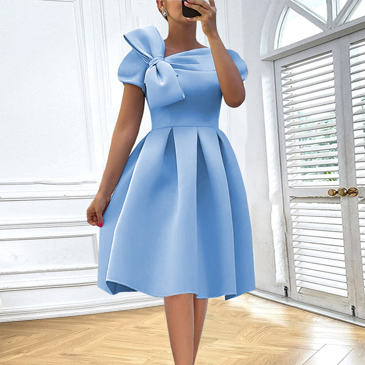 Damen Cocktailkleid mit kunstvollem Schleifenakzent und taillierter Silhouette Drune