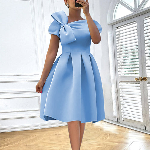 Damen Cocktailkleid mit kunstvollem Schleifenakzent und taillierter Silhouette Drune