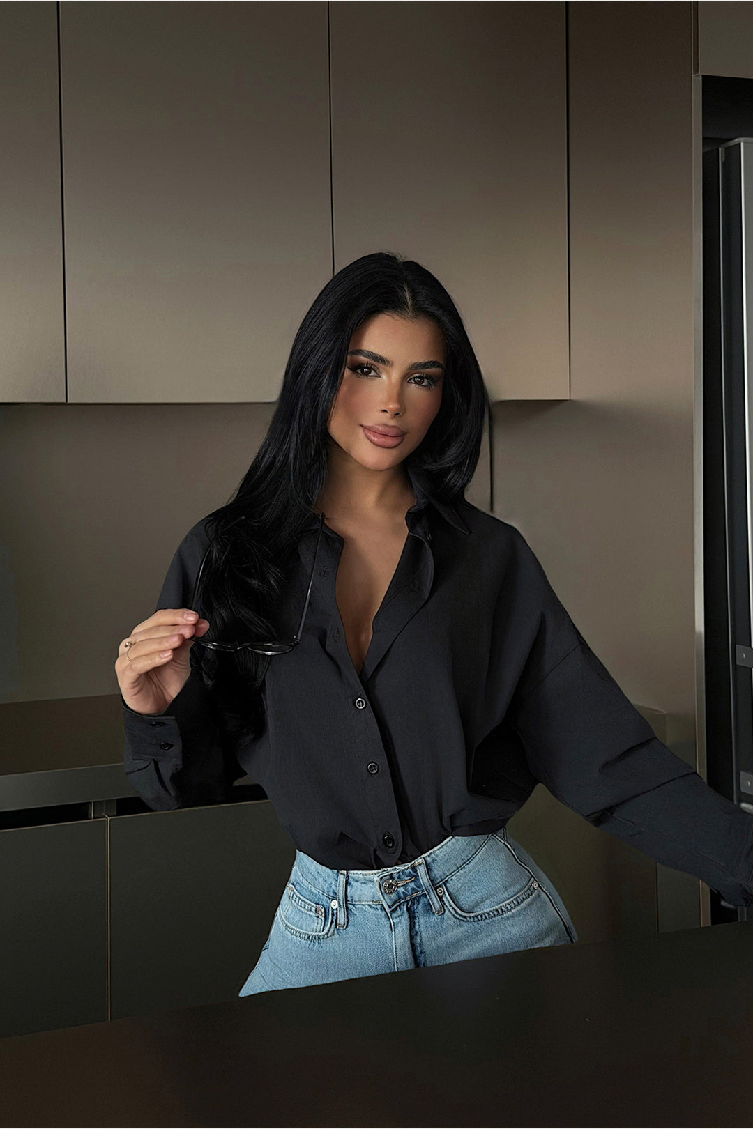 Damen elegante Bluse mit oversized Schnitt und knopfbarem Design Drune