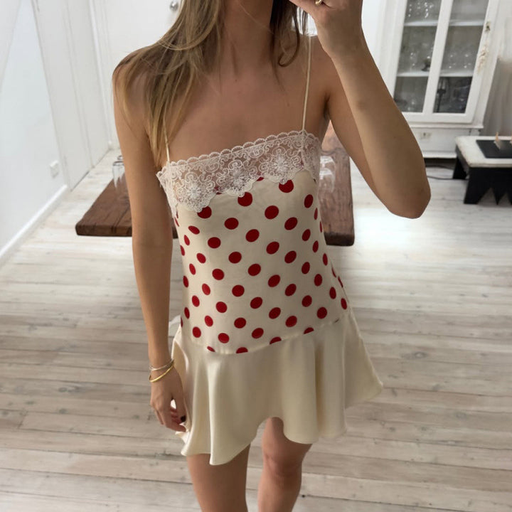 Damen Freizeitchic Minikleid mit bezaubernden Spitzenakzenten und Punkten Drune