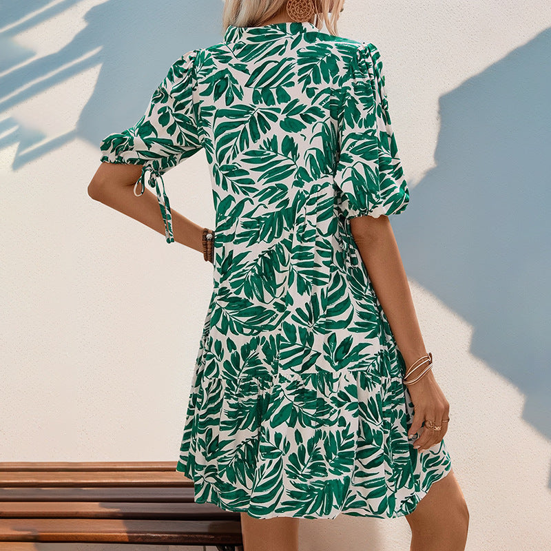 Damen Blusenkleid mit botanischem Druck und femininer Silhouette Drune