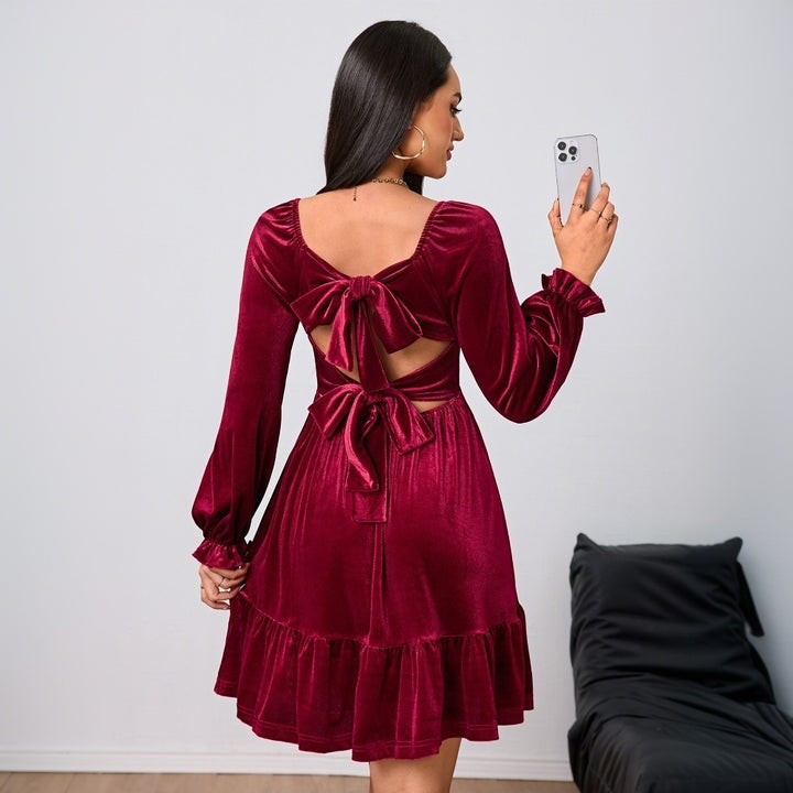 Damen Samt Minikleid mit Volant und geschmackvollen Puffärmeln Drune