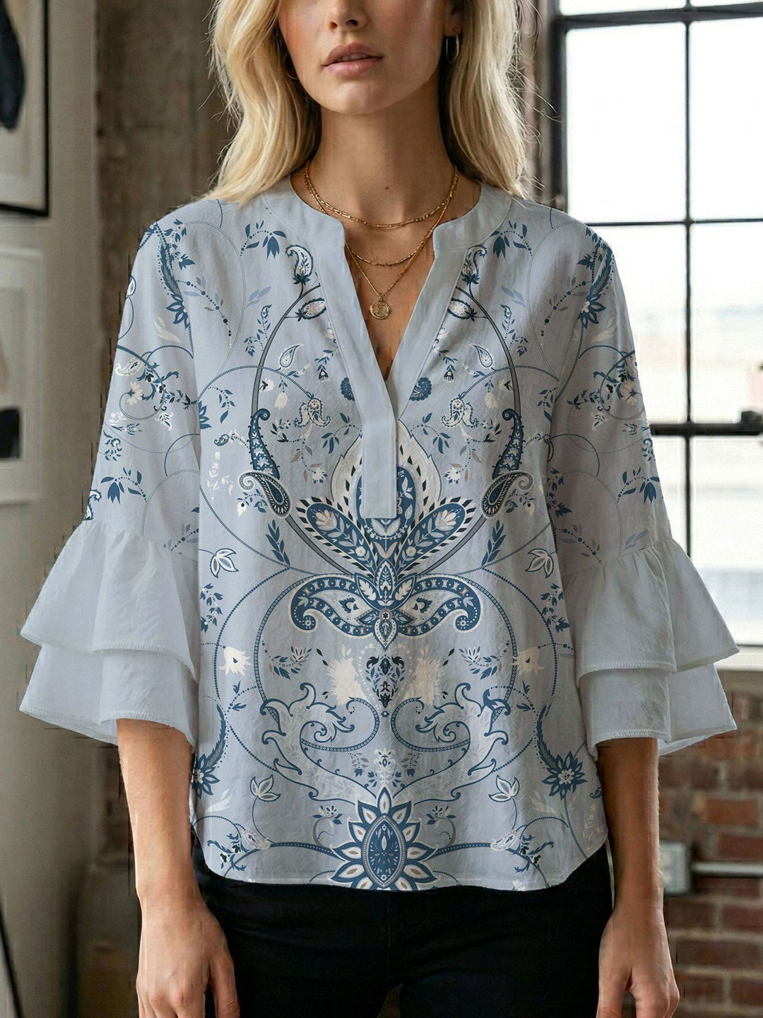 Damen Bluse mit wunderschönen floralem Design Drune