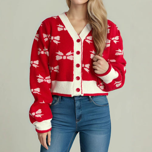 Damen Strickjacke mit verspieltem Schmetterlingsmotiv und dekorativen Knöpfen Drune