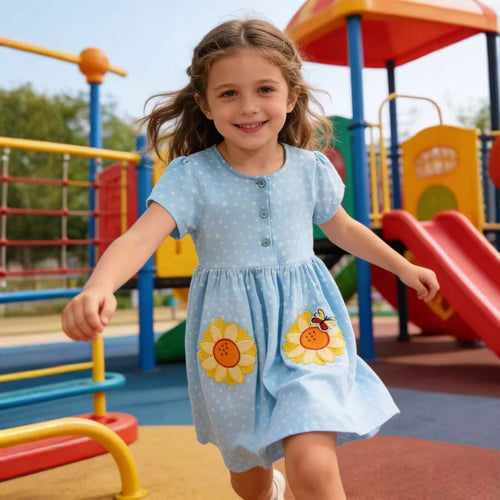 Mädchen Sommerkleid mit verspielten Blumenapplikationen Drune