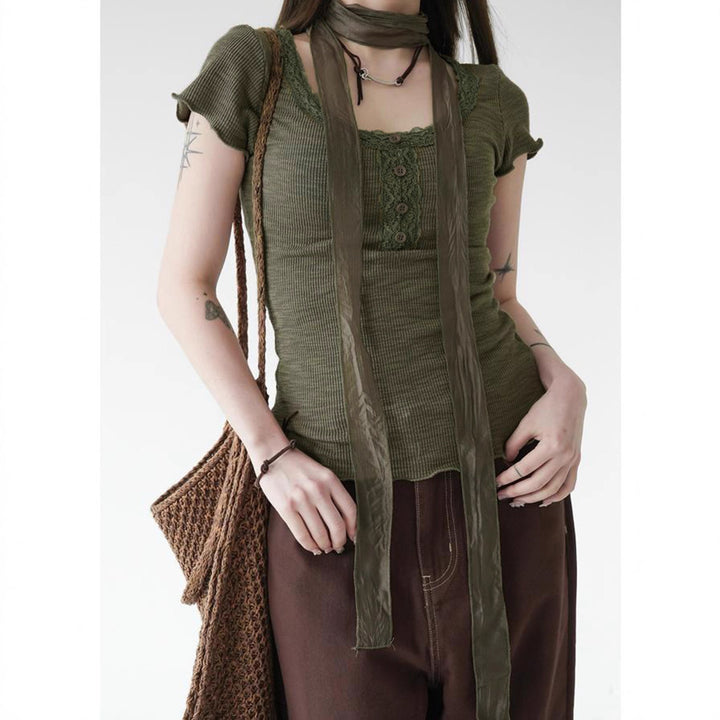 Damen Hochgeschlossenes Oberteil mit eleganten Rüschen und Bändern Drune